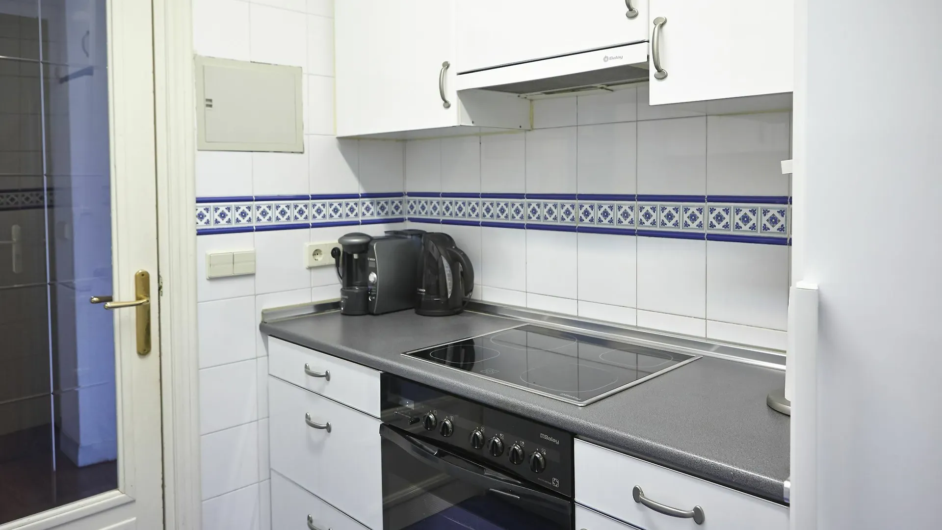 Apartment Basque Homes - Lili San Sebastian Spain