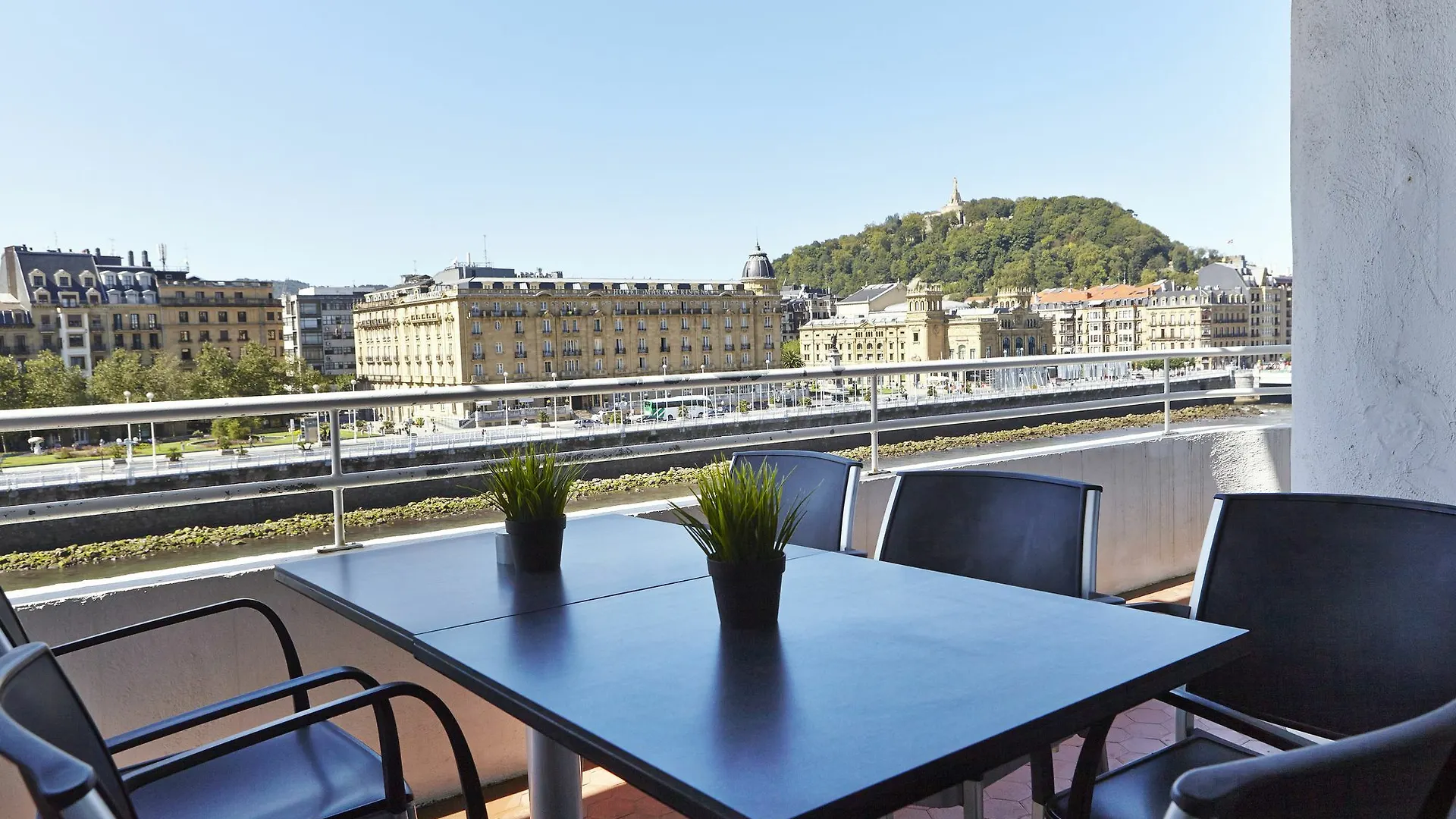 Apartment Basque Homes - Lili San Sebastian