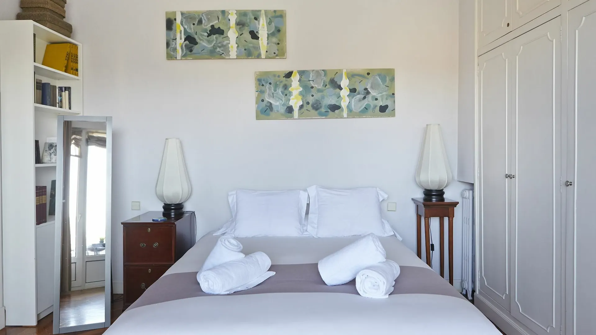 Basque Homes - Lili San Sebastian 0*,  Spain