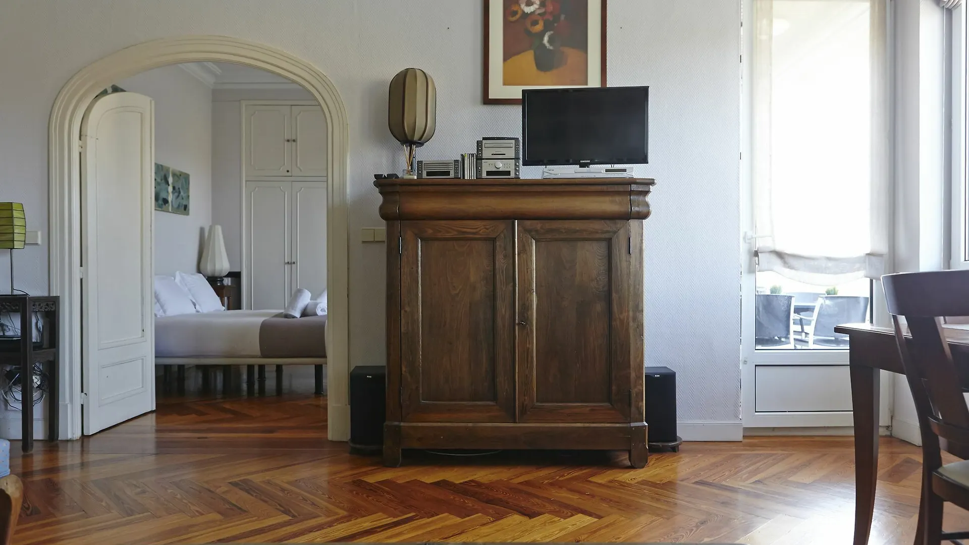 Basque Homes - Lili San Sebastian Apartment