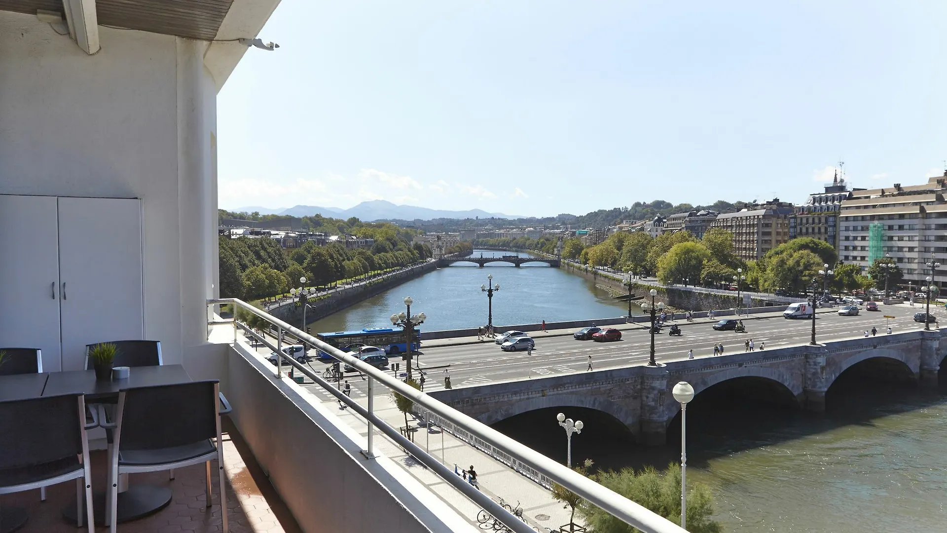 Basque Homes - Lili San Sebastian 0*,